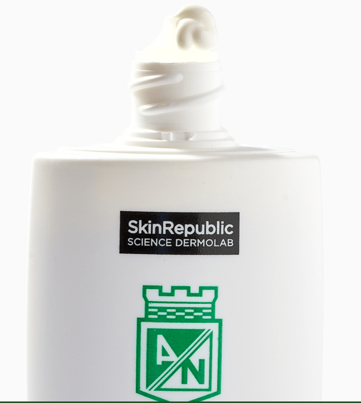 Textura Water Gel - Protector Solar SkinRepublic x Atlético Nacional